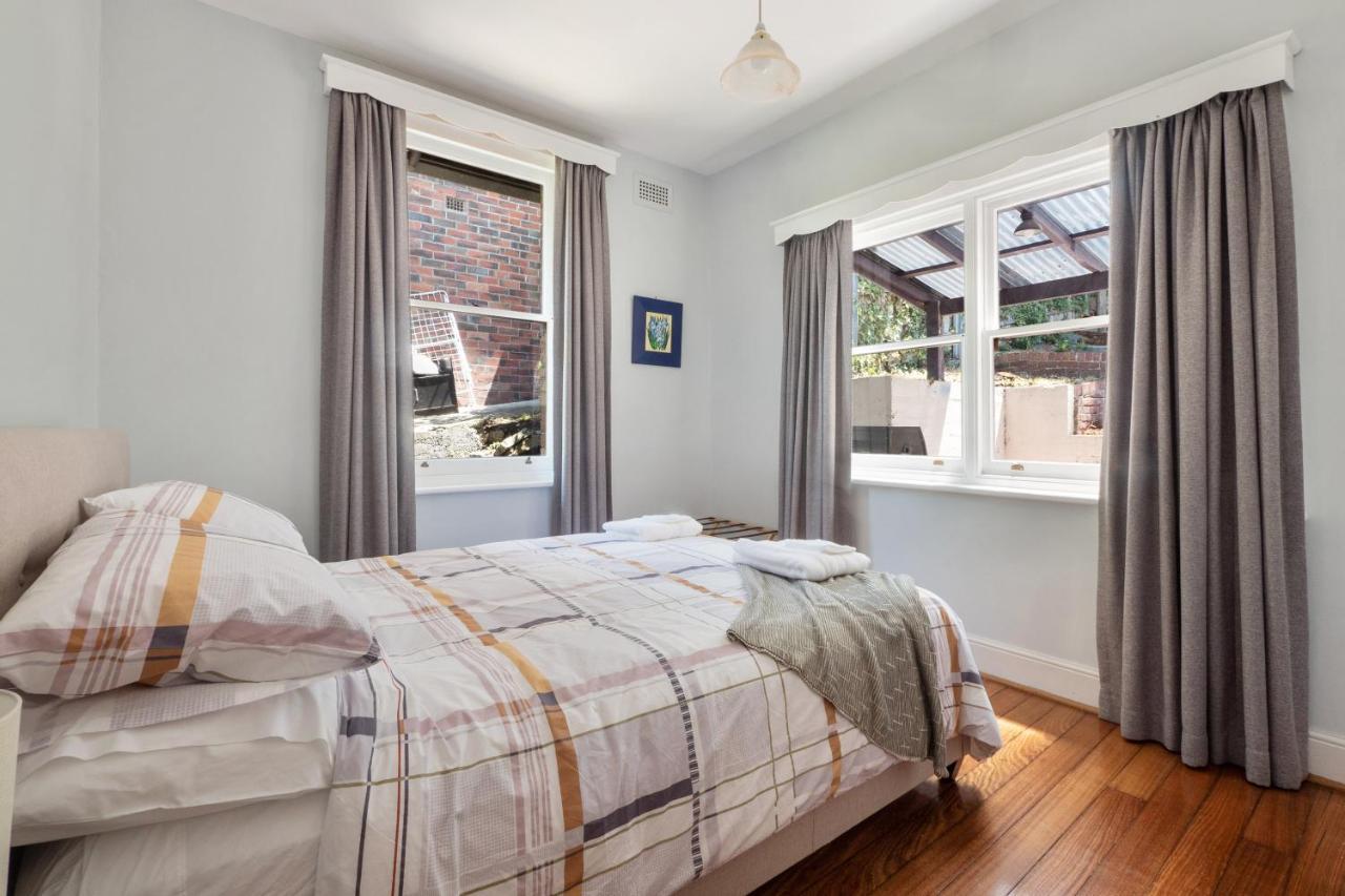 Warwick St Retreat! 3 Bedroom House With Parking ホバート エクステリア 写真