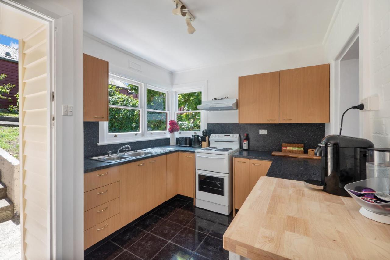 Warwick St Retreat! 3 Bedroom House With Parking ホバート エクステリア 写真